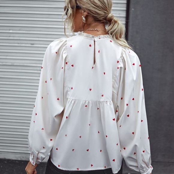 beige heart print ruffle long sleeve top - Picture 3 of 16